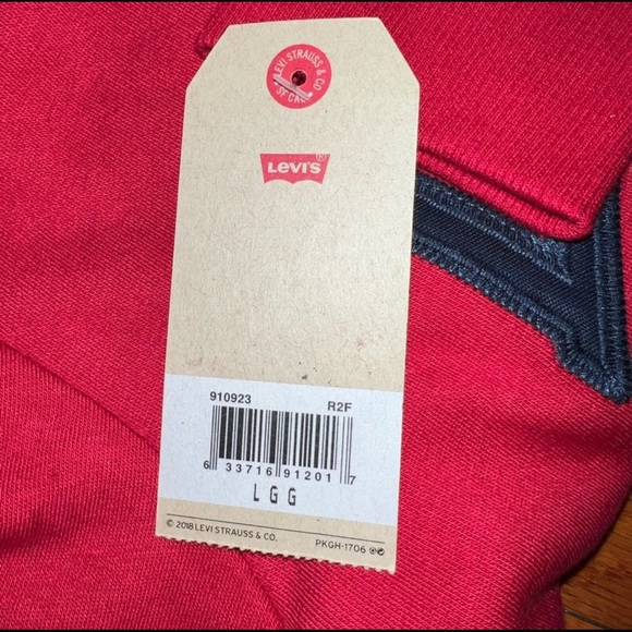 TWO NWT BOY’S RED LEVI'S LOGO FLEECE HOODIE (L) - Picture 10 of 10